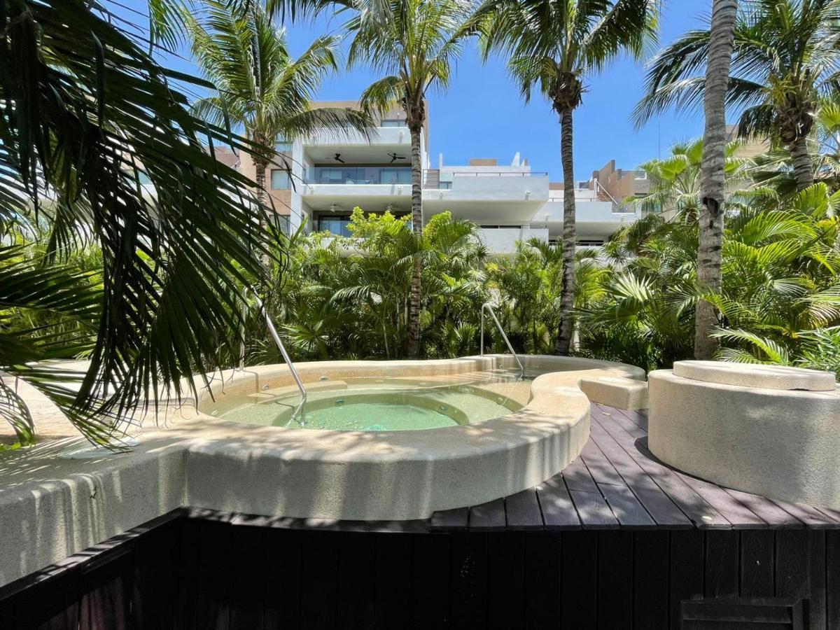 Lorena Ochoa - Corasol Apartment