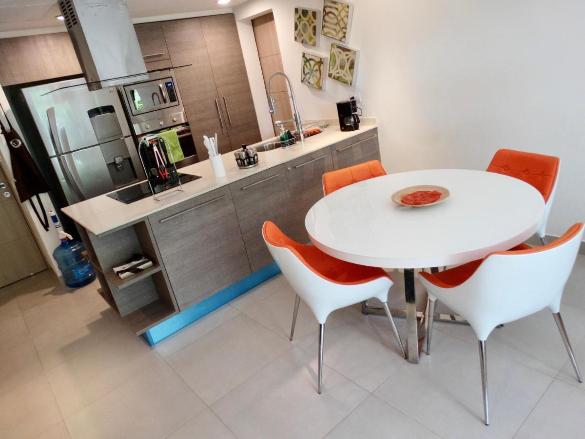 Lorena Ochoa - Corasol Apartment