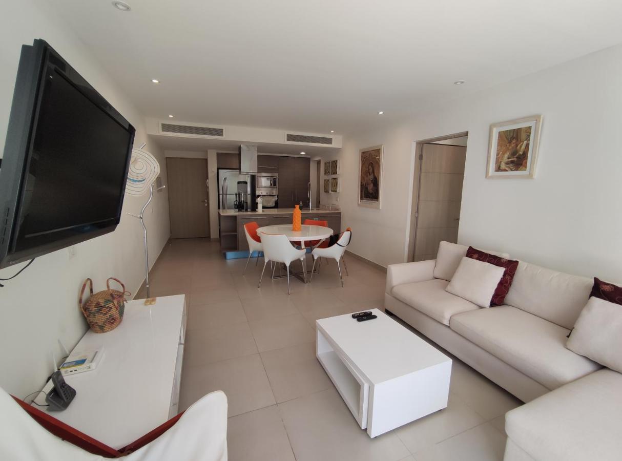 Lorena Ochoa - Corasol Apartment