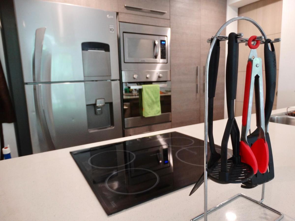 Lorena Ochoa - Corasol Apartment